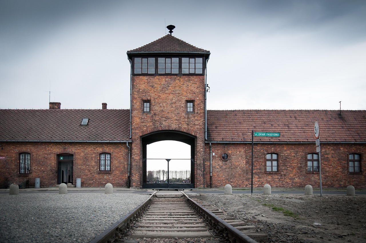 Commemorazione delle Vittime dell’Olocausto